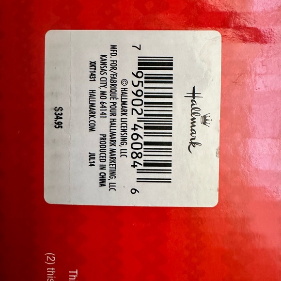 Beautiful piece for your holiday decorations! - Picture 4 of 4